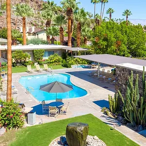 Desert Hills- 21 And Over (adults Only) Hotel